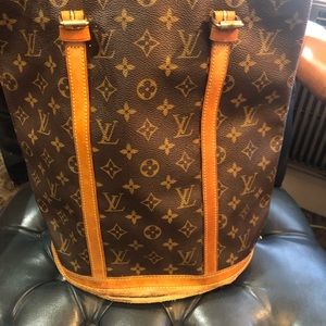 Large Louis Vuitton bucket. Damaged.  No straps.